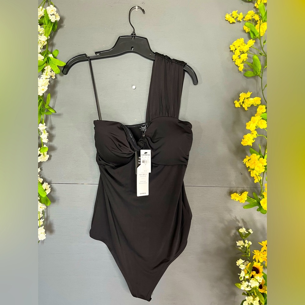 Body Contour Suit Swim Suit